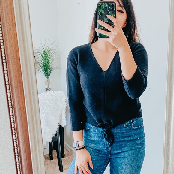 Madewell Sweaters - Madewell front tie ribbed v-neck sweater